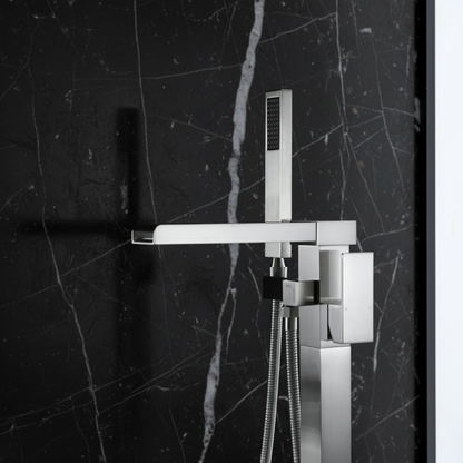 Vrijstaande Badkraan Lisandro – Watervaluitloop – Geborsteld nikkel - 87 × 22 × 15 cm